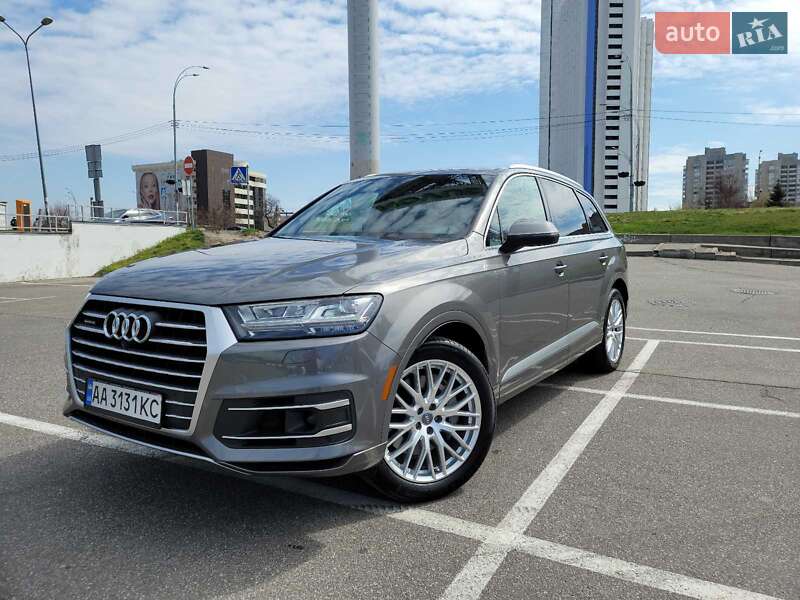 Audi Q7 (2017)