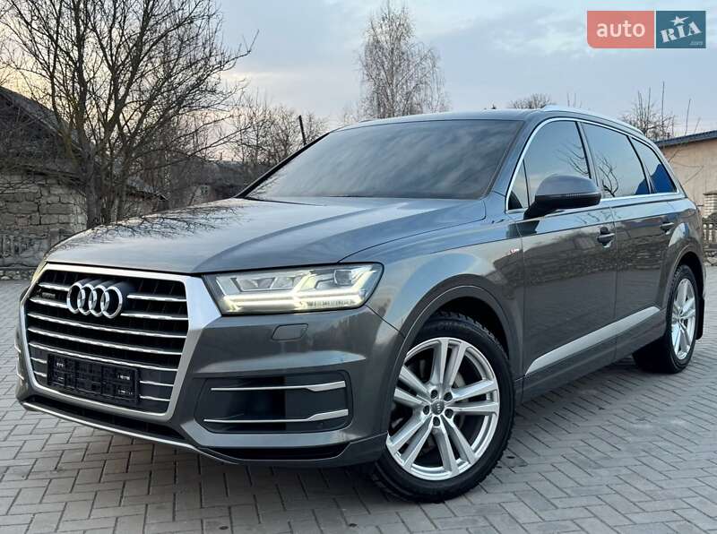 Audi Q7 (2016)
