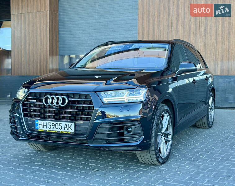 Audi Q7 (2016)
