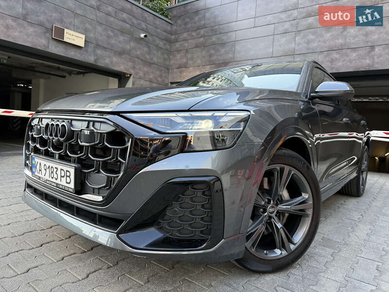 Audi Q8 (2024)