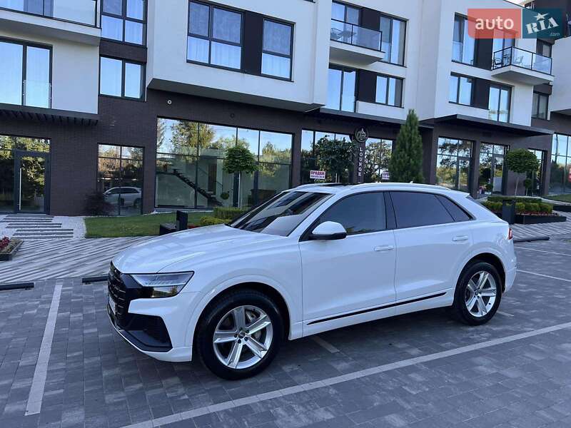 Audi Q8 (2019)