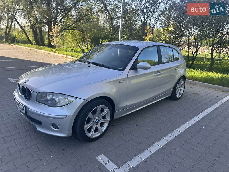 Bmw 1 series (2006)