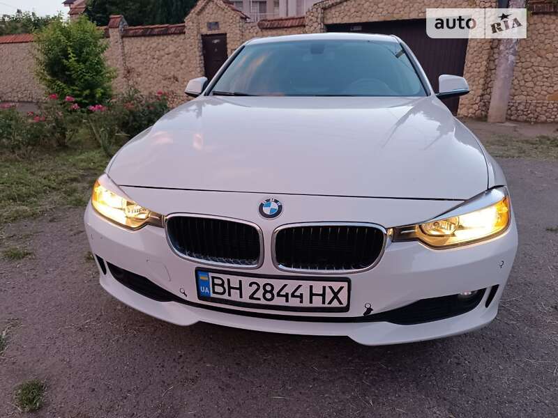 Bmw 320i xdrive (2013)