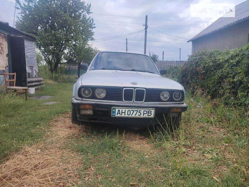 Bmw 318i (1988)