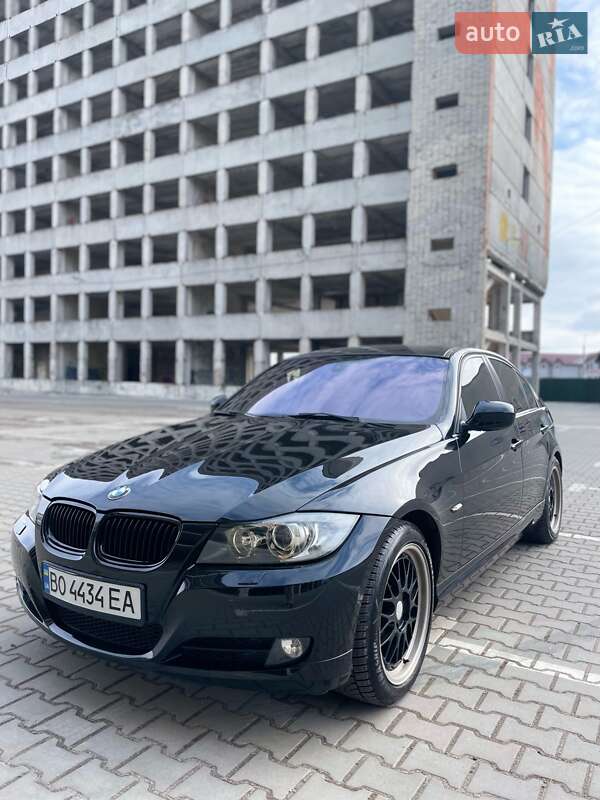 Bmw 3 series (2009)