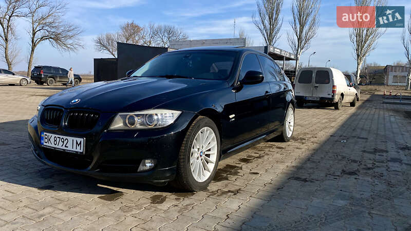 Bmw 3 series (2010)