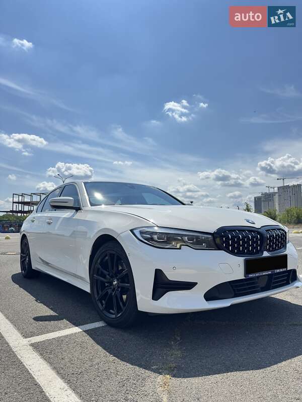 Bmw 3 series (2019)