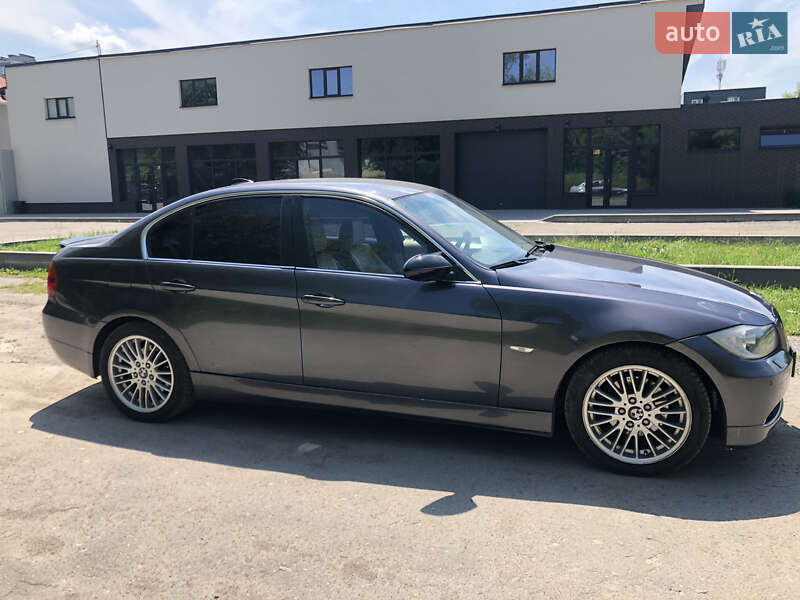 Bmw 3 series (2005)