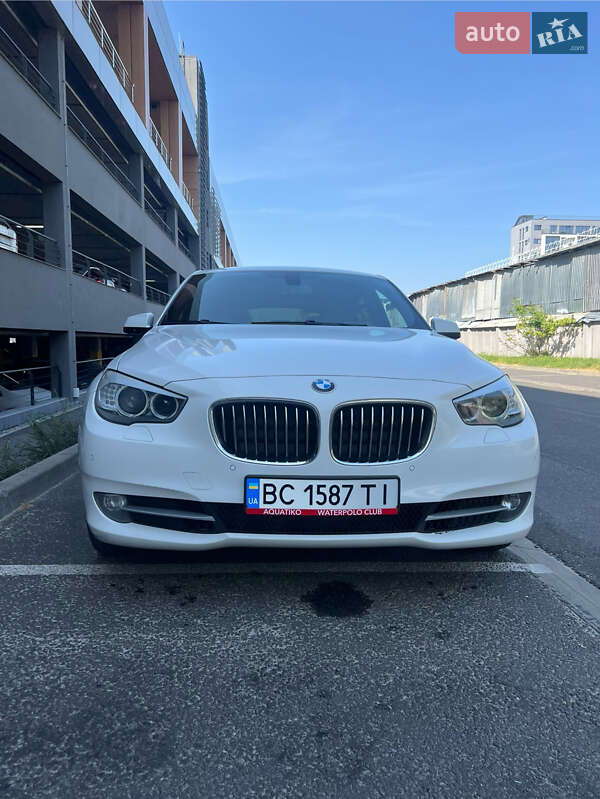 Bmw 5 series gt (2012)