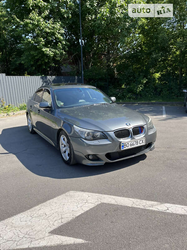 Bmw 530i (2007)
