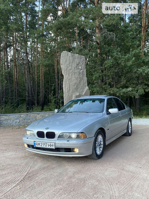 Bmw 520i (2001)