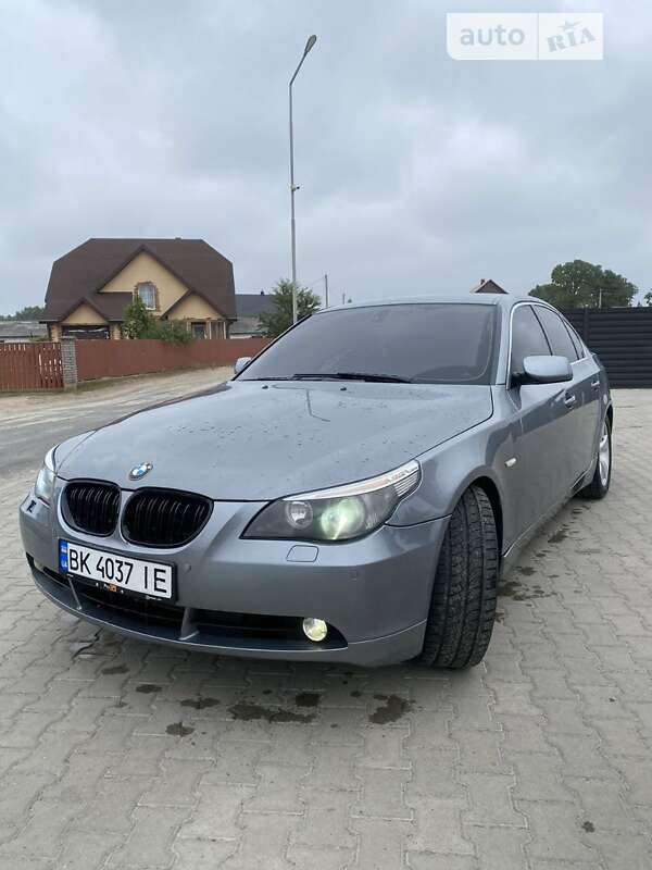 Bmw 525 (2004)