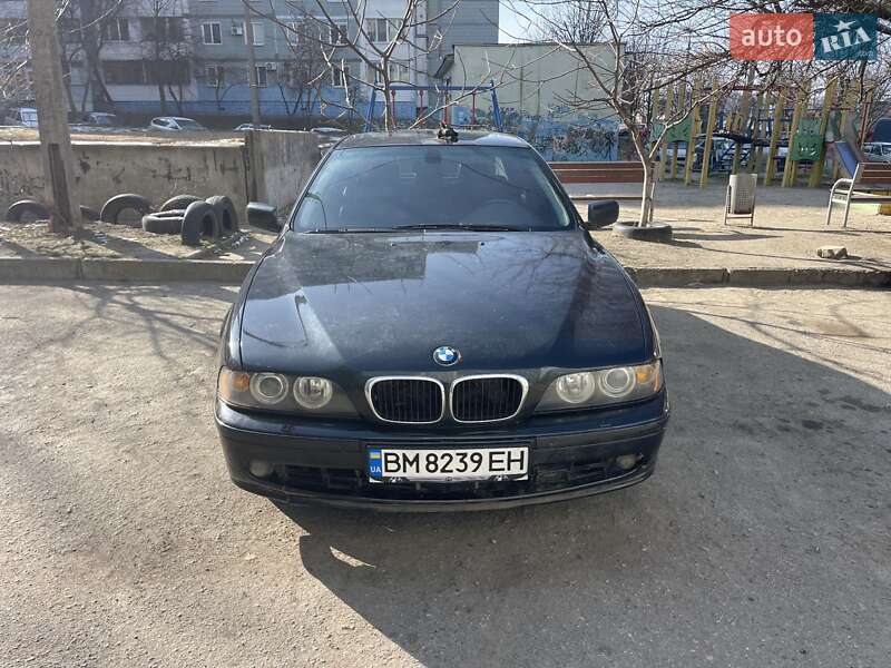 Bmw 5 series (2000)