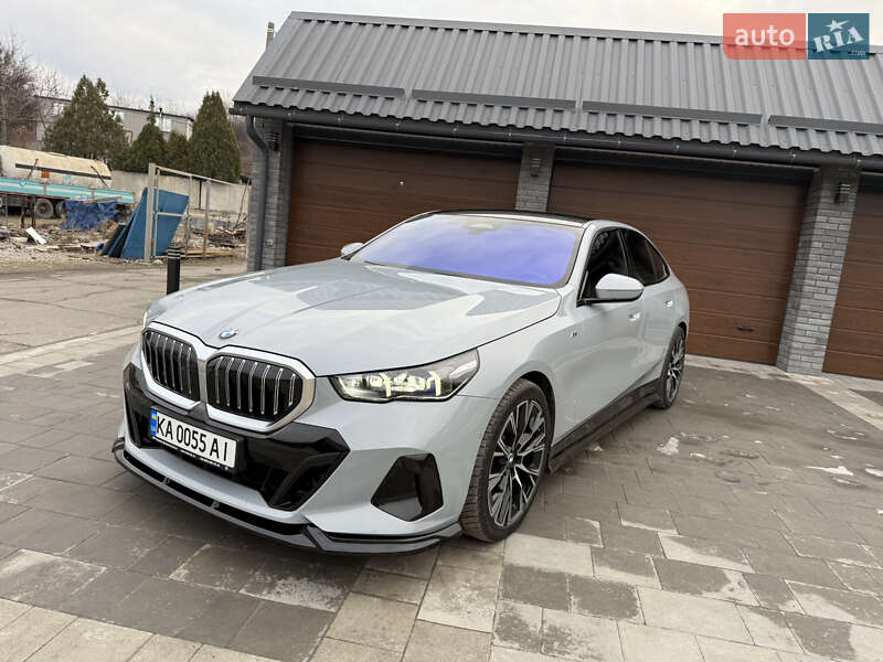Bmw 5 series (2024)
