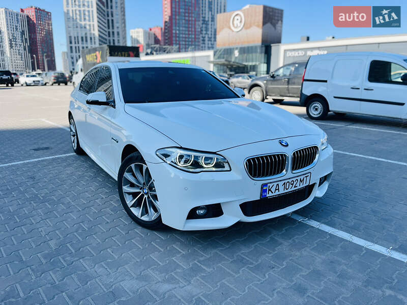 Bmw 5 series (2015)