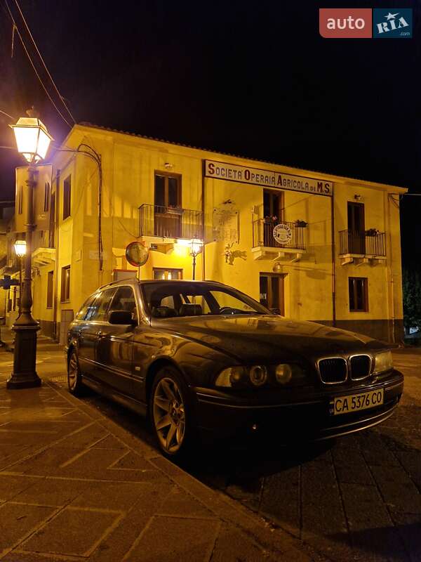 Bmw 5 series (2002)
