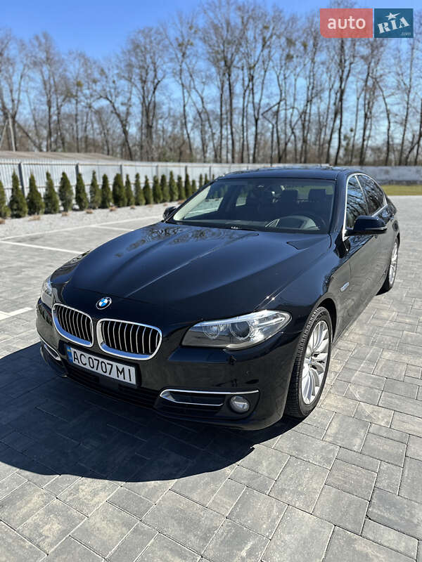 Bmw 5 series (2015)
