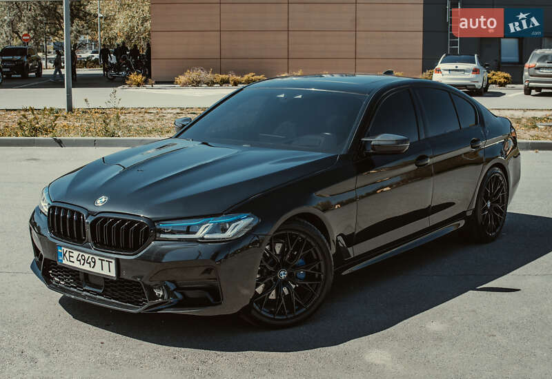 Bmw 5 series (2018)