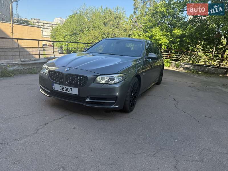 Bmw 5 series (2013)