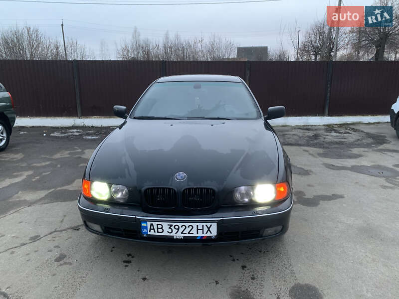 Bmw 5 series (2000)