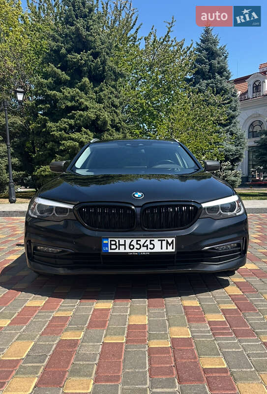 Bmw 5 series (2017)
