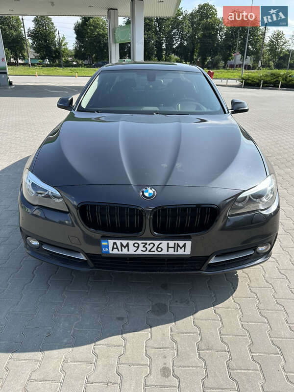 Bmw 5 series (2016)