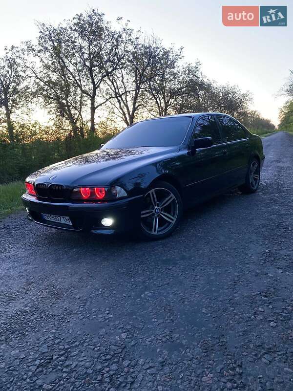 Bmw 5 series (2001)