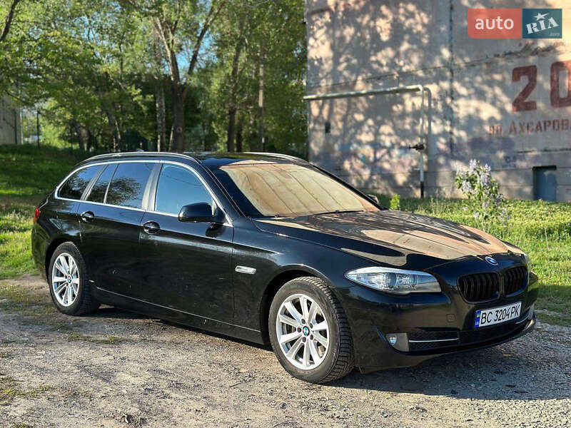 Bmw 5 series (2011)