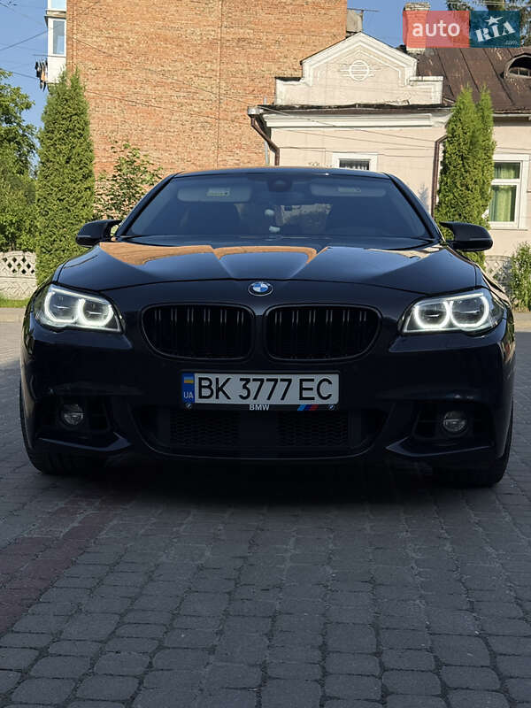 Bmw 5 series (2016)