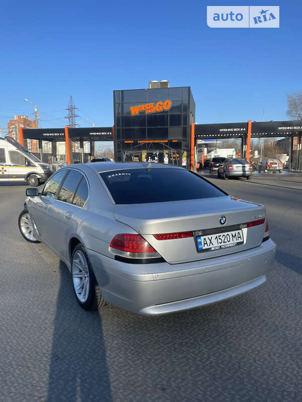 Bmw 730d (2003)
