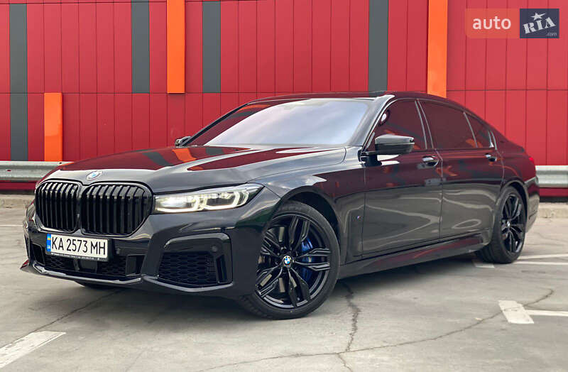Bmw M760li (2021)