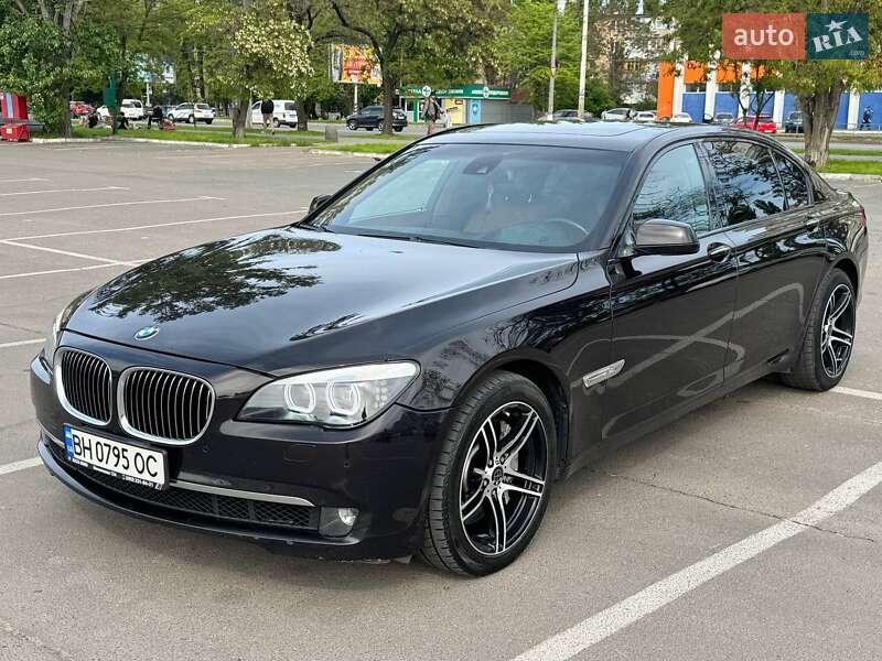 Bmw 7 series (2010)
