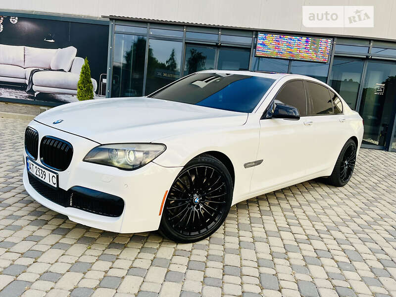 Bmw 740i (2011)