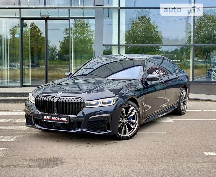 Bmw M760li (2021)