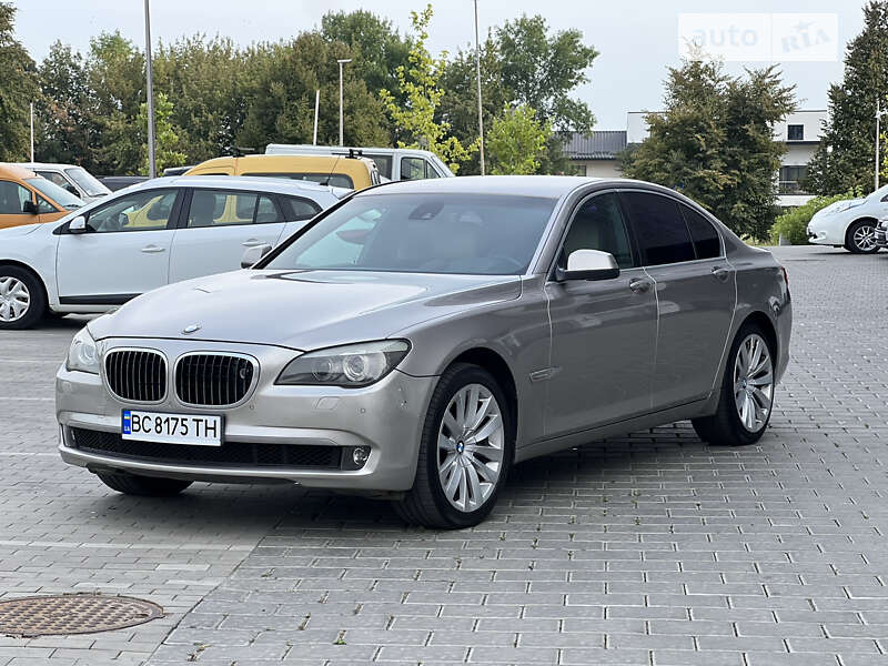 Bmw 730 (2009)
