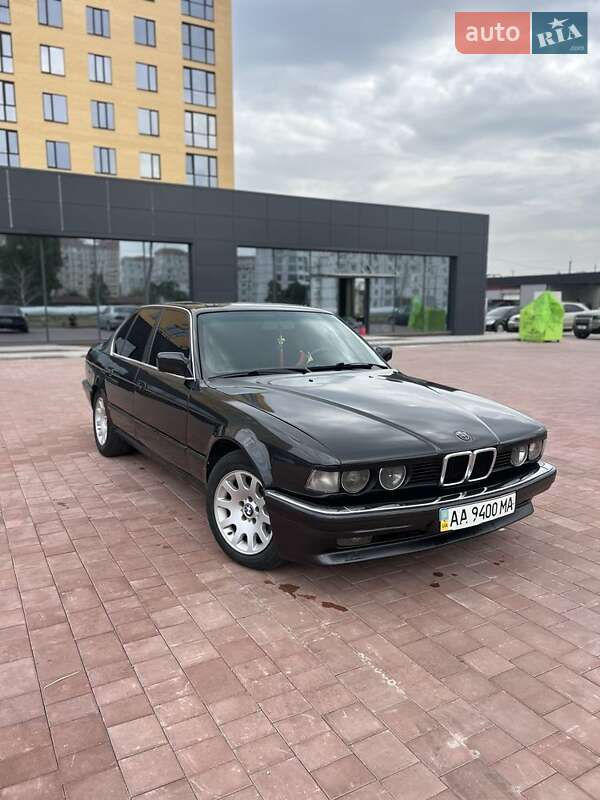 Bmw 7 series (1988)