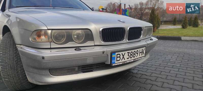 Bmw 740i (2000)