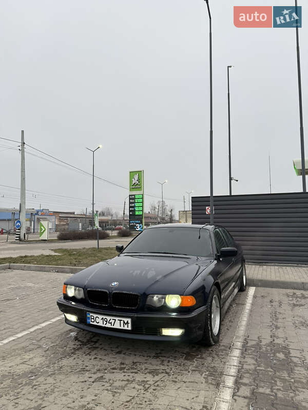 Bmw 740i (1998)