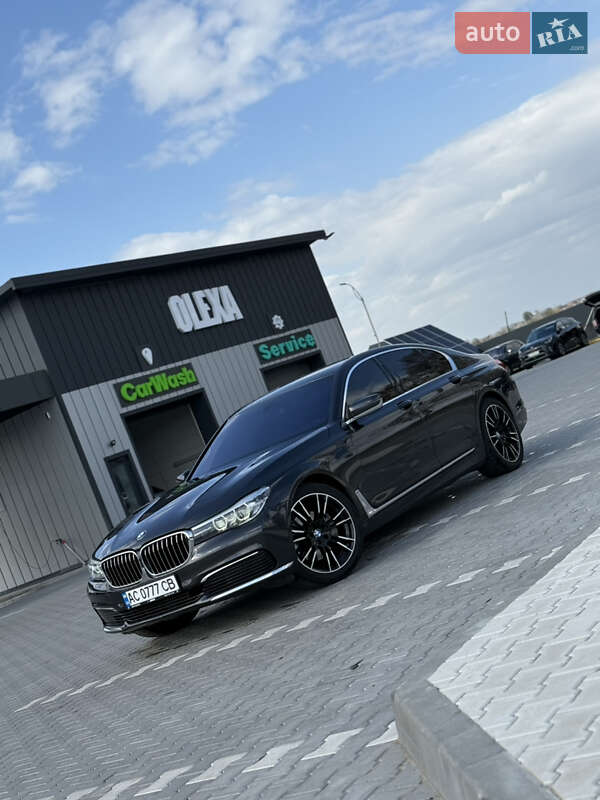 Bmw 7 series (2017)