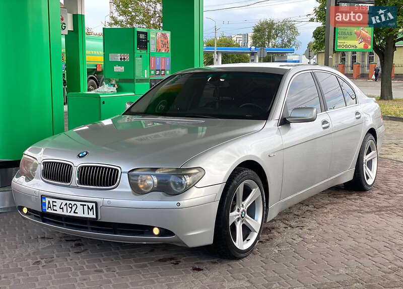 Bmw 7 series (2001)