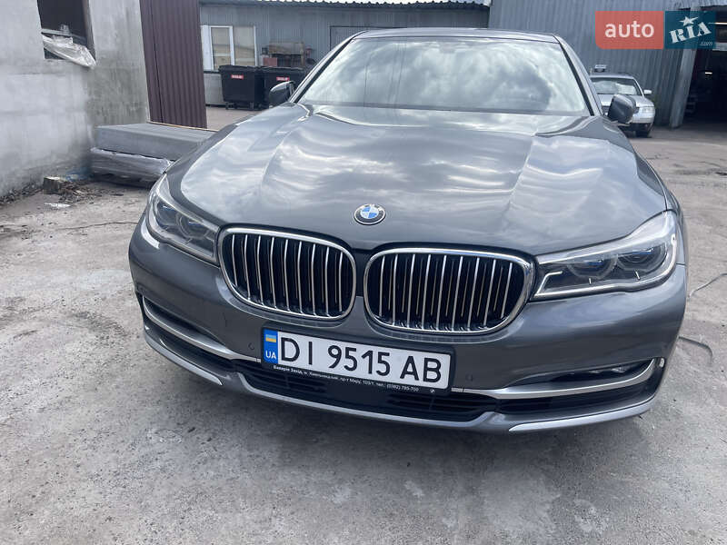 Bmw 7 series (2016)