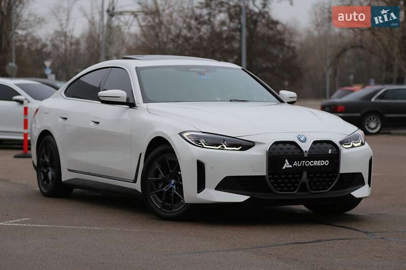 Bmw I4 (2023)