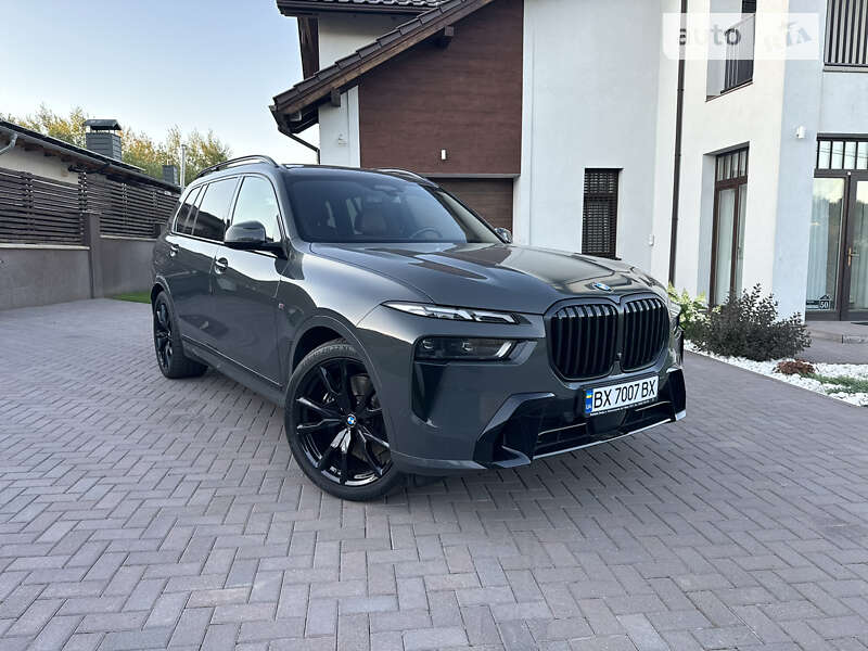 Bmw X7 (2023)