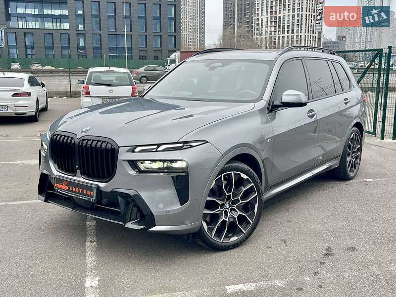 Bmw X7 (2023)