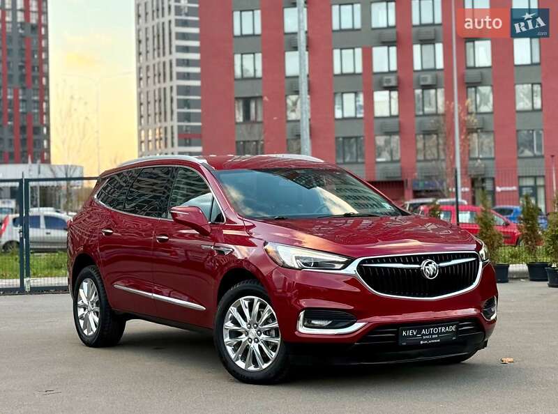 Buick Enclave (2018)