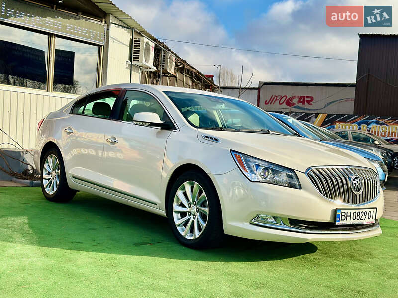 Buick Lacrosse (2013)