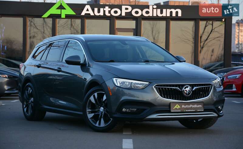 Buick Regal tourx (2018)