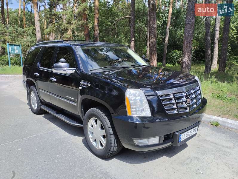 Cadillac Escalade (2006)