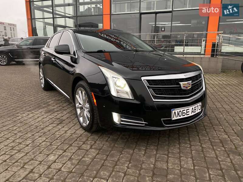 Cadillac Xts (2016)