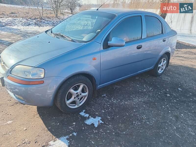 Chevrolet Aveo (2005)